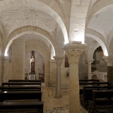 35_-ITA-Cimitero.00_03_31_20.Immagine055
