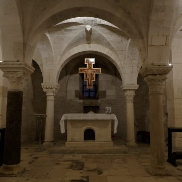 35_-ITA-Cimitero.00_03_50_10.Immagine056